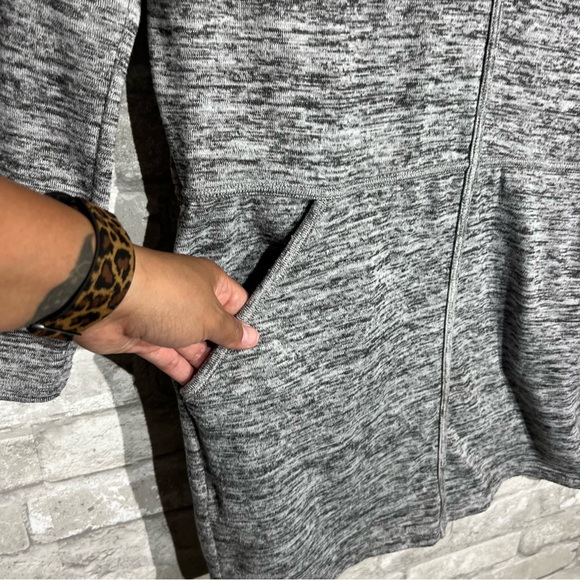 Athleta Women's Medium Heather Gray Tshirt Sweatshirt Dress Long Sleeve Modest - Picture 3 of 7